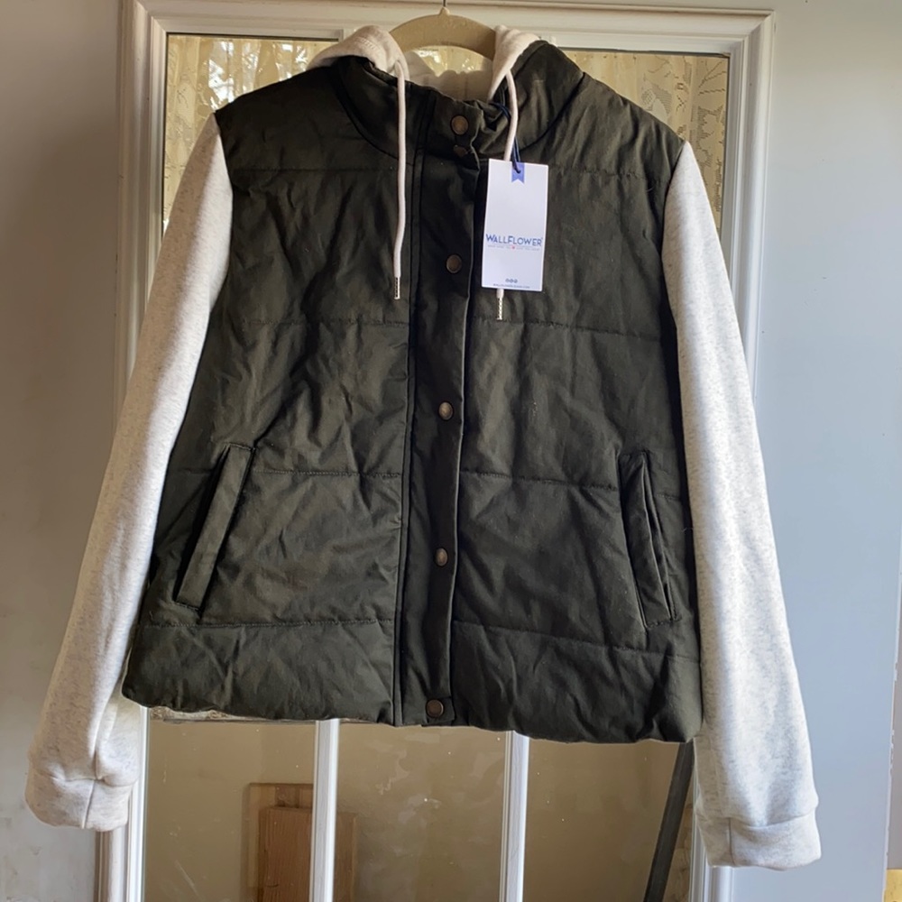 NWT Wallflower Hoodie Jacket